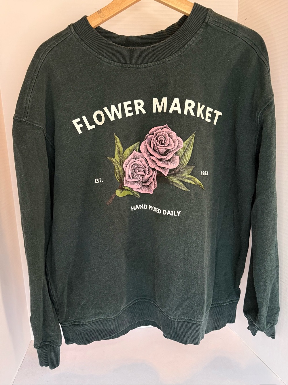 Goodfellow & Co Dark Green Crewneck Sweatshirt with Pink Rose Graphic